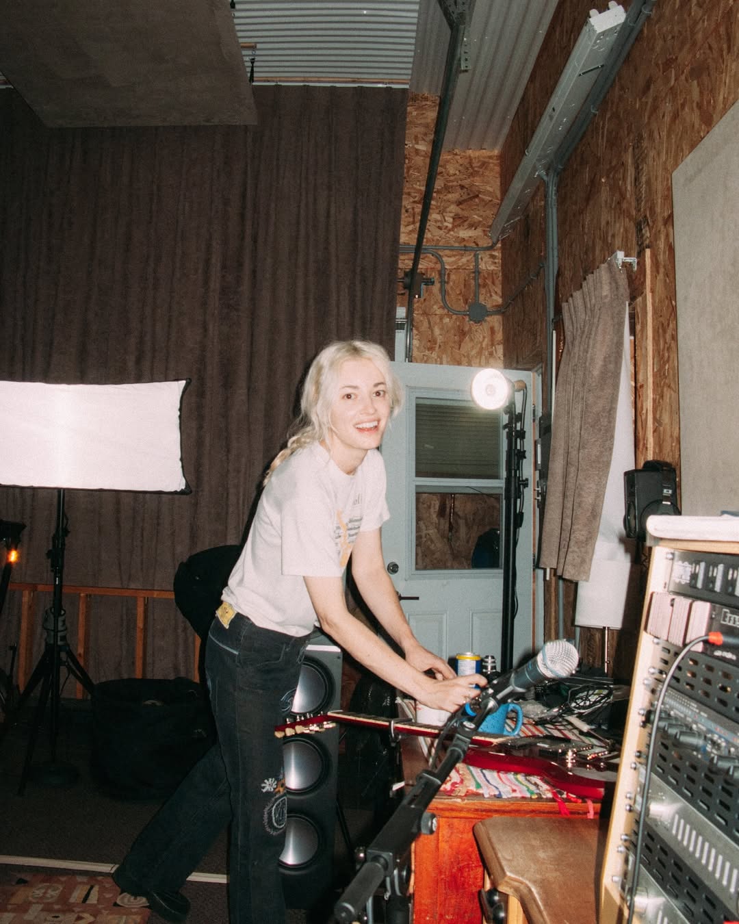 Men I Trust se prepara para darlo todo en Niceto Club de nostalgia y soft rock en una noche de atmósfera relajada y cálida (Instagram) 