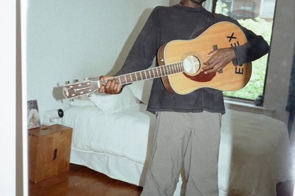 Quiénes son los artistas destacados que se presentan este domingo en Lollapalooza: Sabrina Carpenter, Doechii y Deftones