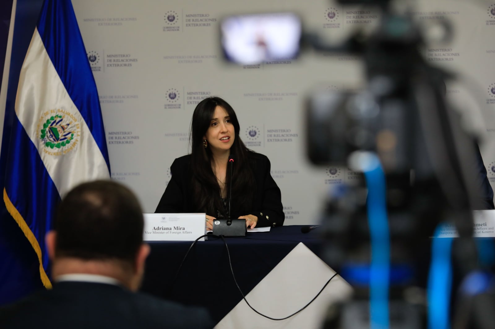 La viceministra destacó que el memorándum permite explorar iniciativas de intercambio en áreas clave como tecnología, crecimiento económico y energías renovables./(Ministerio de Relaciones Exteriores)