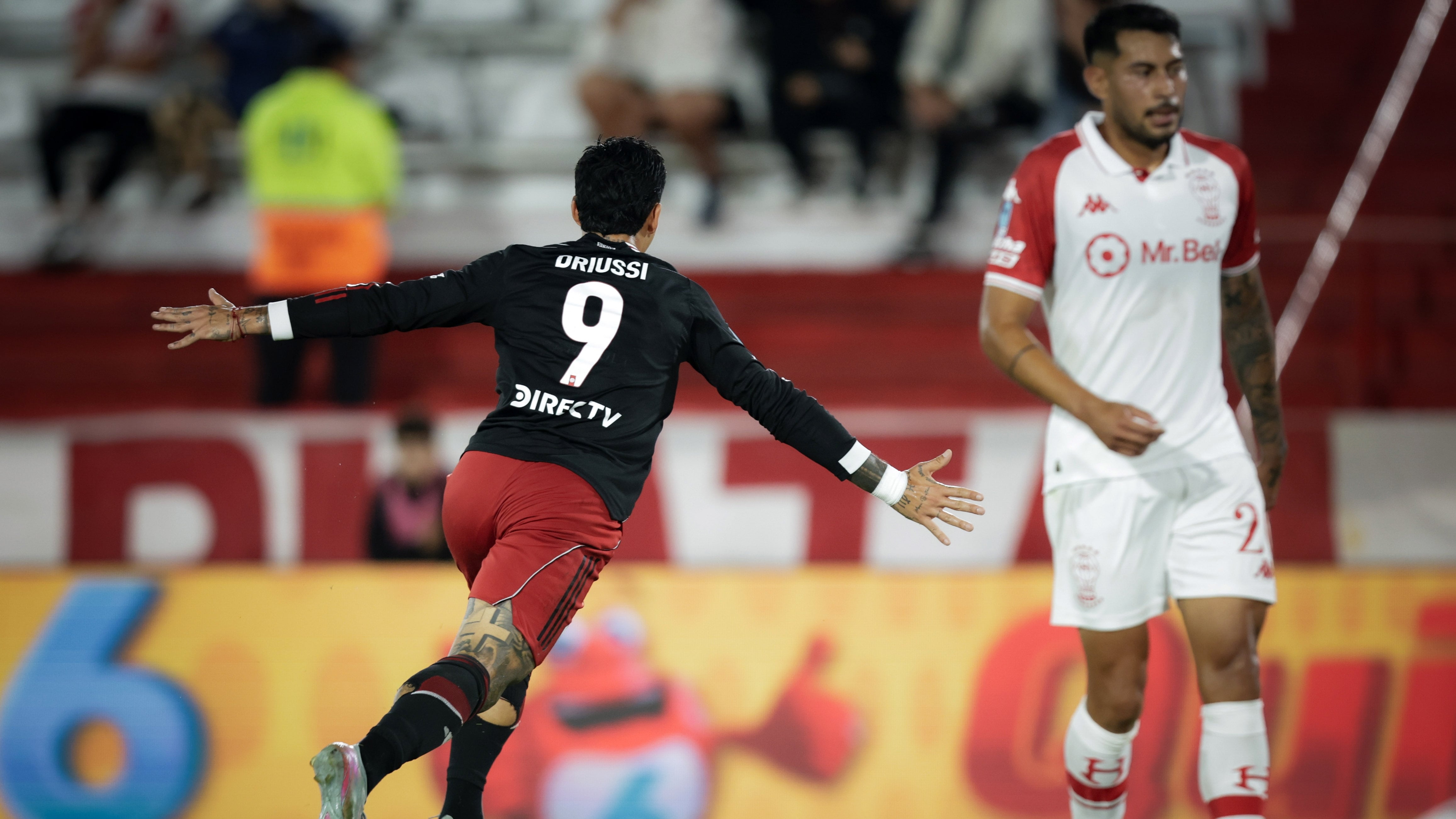 River derrotó a Huracán por la fecha 10 del Torneo Apertura