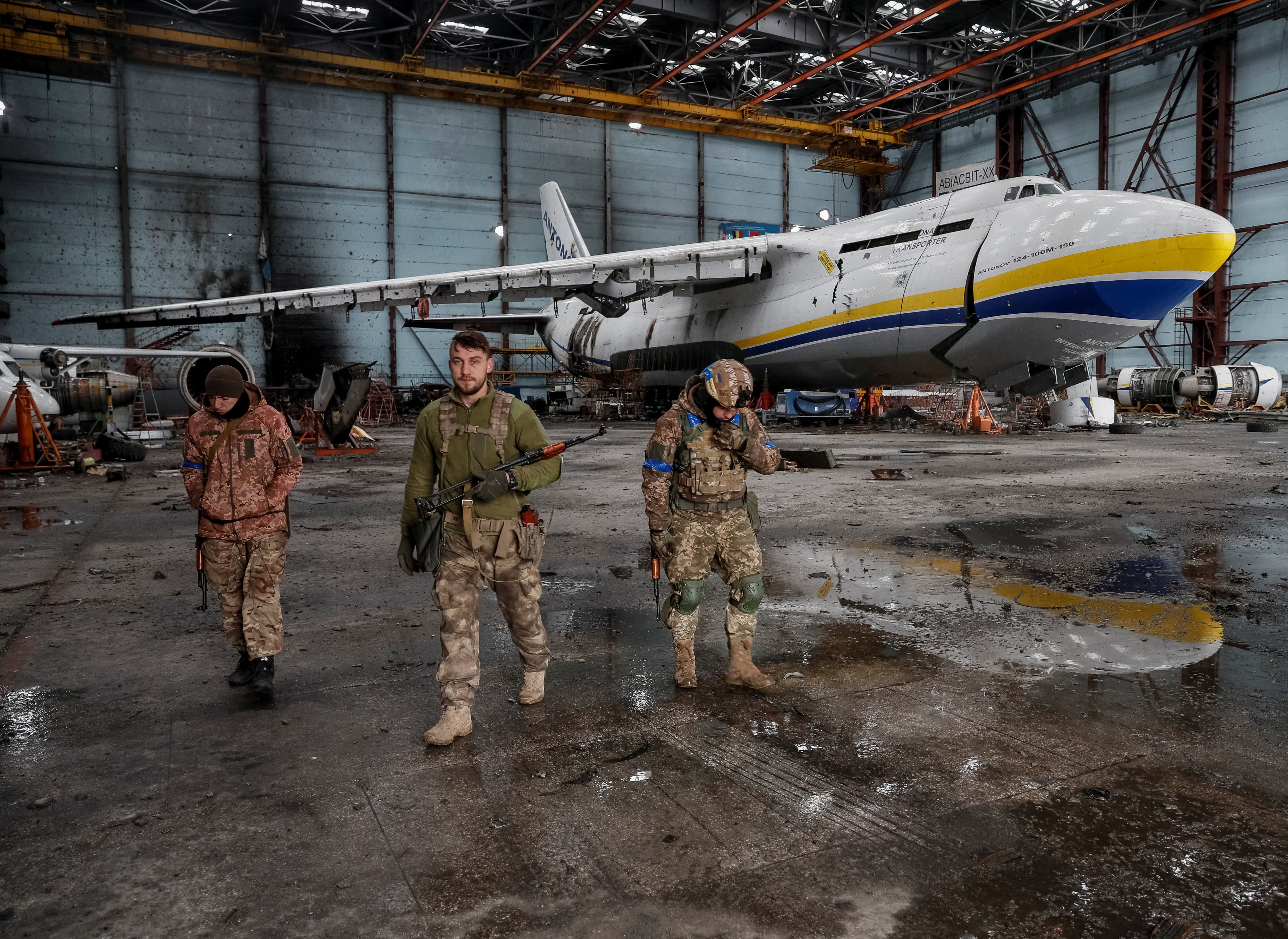 Un avión Antonov An-124 Ruslan (REUTERS/Gleb Garanich)