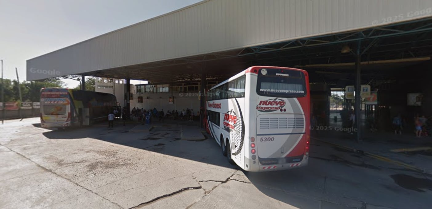 El micro en el que iban a viajar salía desde la terminal de Resistencia