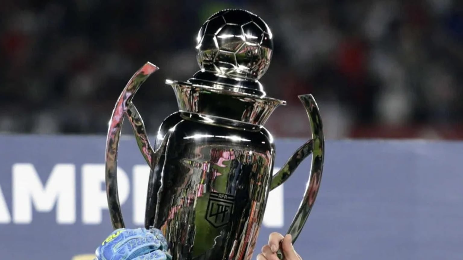 El trofeo que se llevará el campeón del Torneo Apertura 2026 de la Liga Profesional de Fútbol