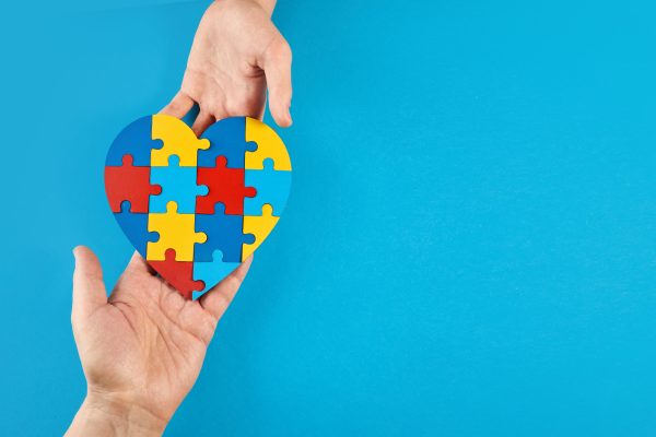 Semana Azul: familias y ONG ponen en agenda el reclamo por cifras oficiales de autismo