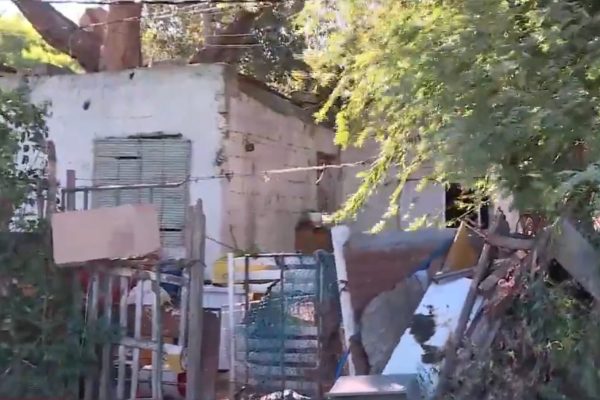 Su padre le dio una golpiza, vio que no respiraba y lo tiró en una zanja: el brutal crimen que conmociona a Uruguay