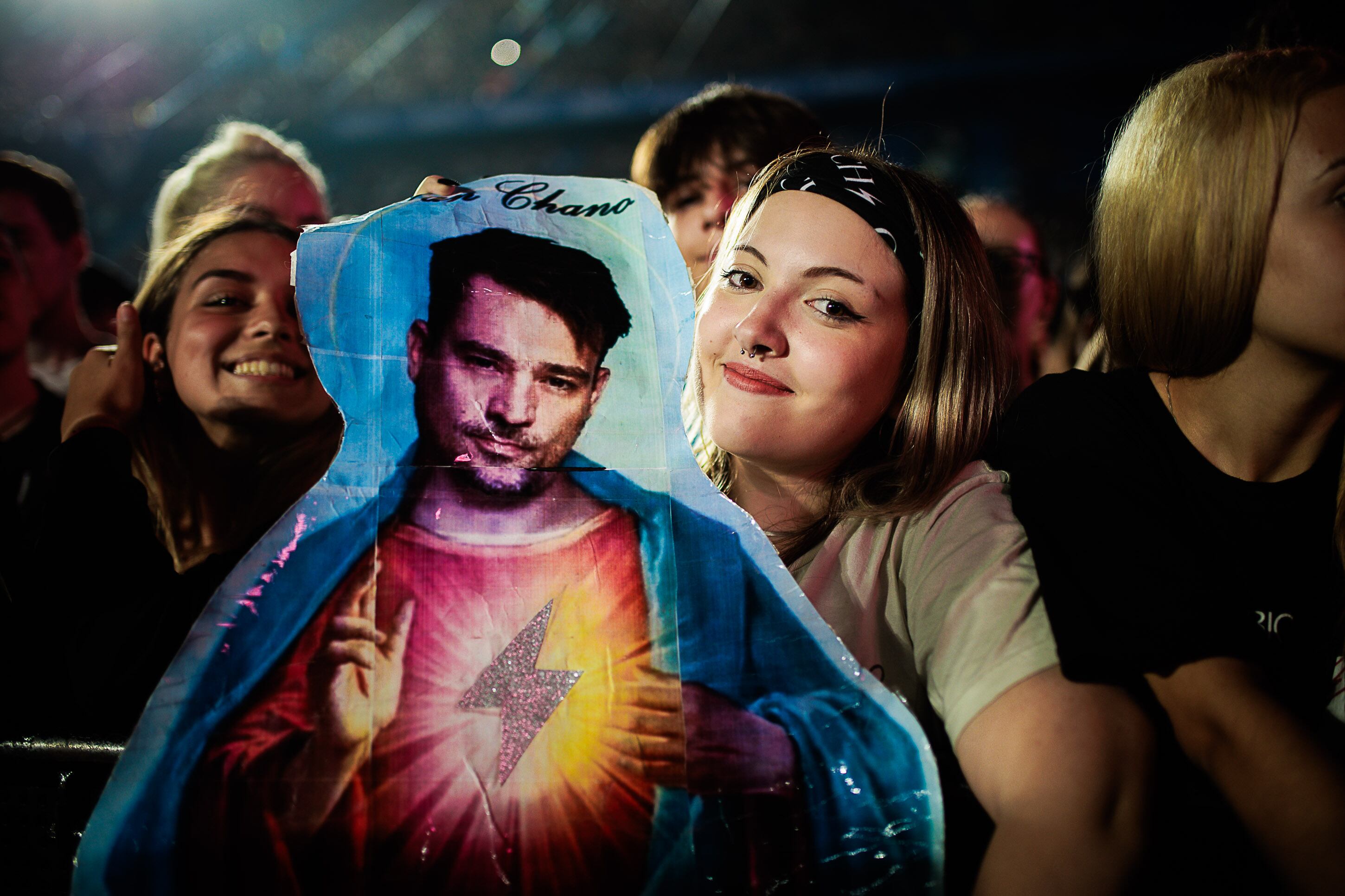 Los fans de Tan Biónica mostraron su devoción por Chano