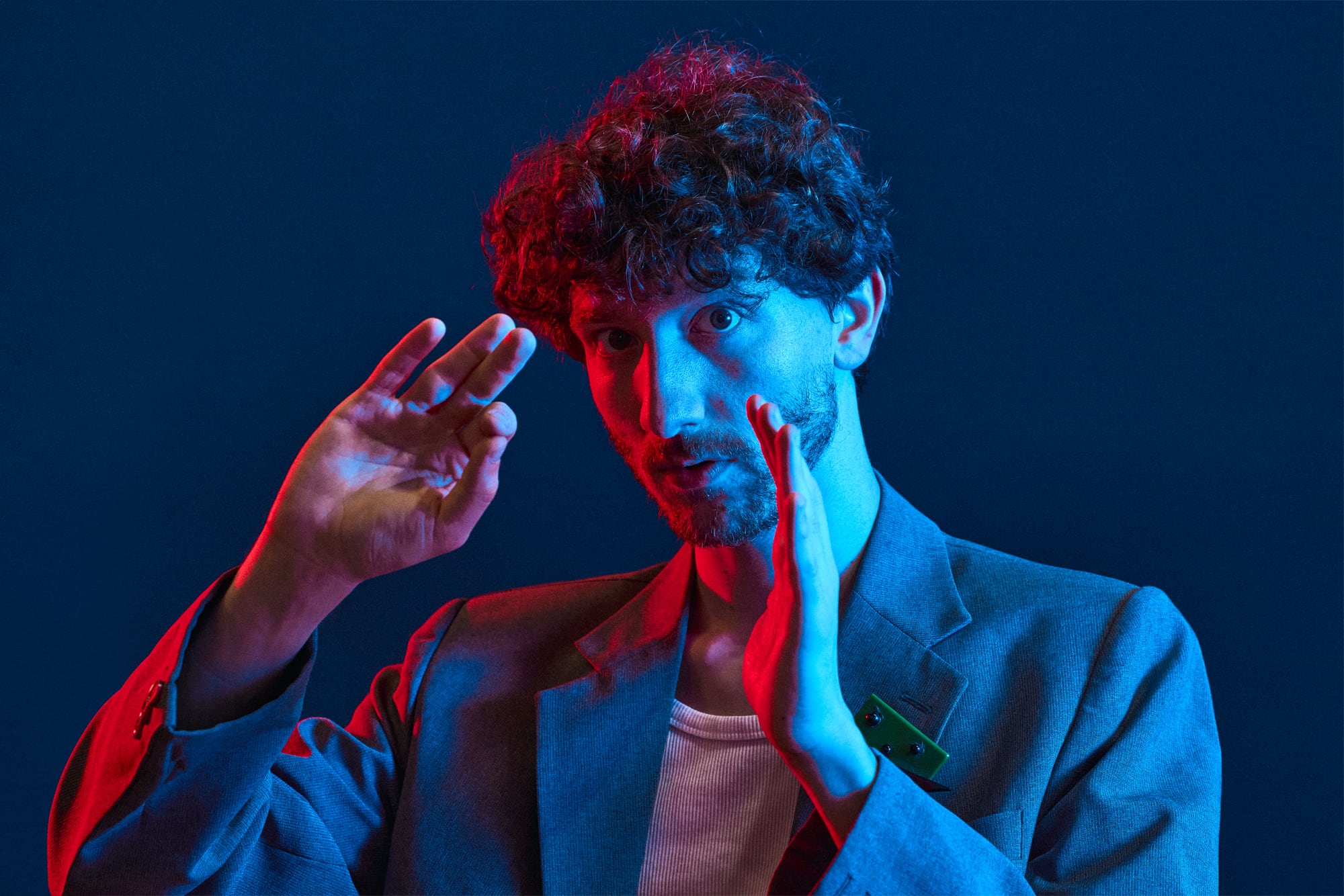 Teo López Puccio debuta en el Picadero con una obra que fusiona matemática, música y humor: “Era un desafío”