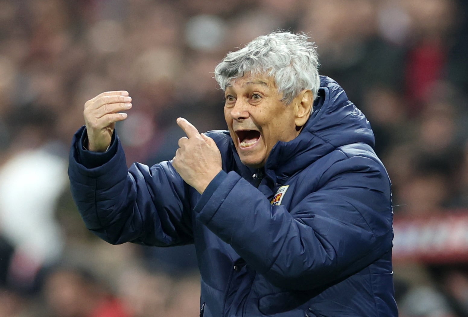 El entrenador Mircea Lucescu fue hospitalizado (REUTERS/Murad Sezer)