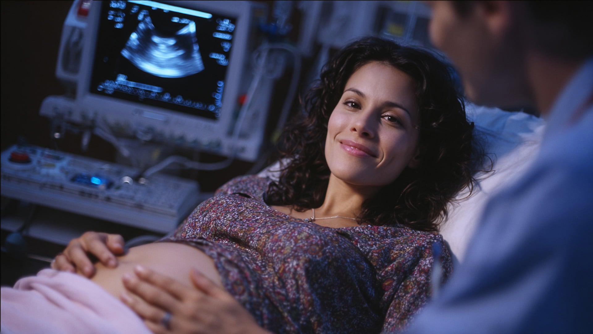 El análisis científico se realizó mediante técnicas de neuroimagen en 52 mujeres antes, durante y después del embarazo (Imagen Ilustrativa Infobae)