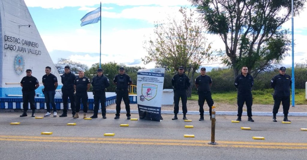 Una joven de 23 años fue detenida en Corrientes con casi 90 kilos de cocaína escondidos en su auto