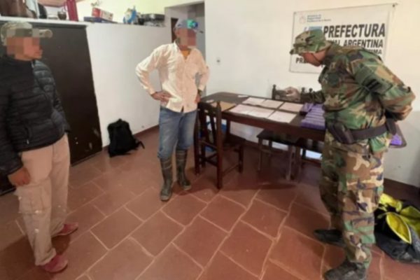 Una lancha paraguaya arrojó en las costas del río Bermejo una carga de marihuana valuada en $58 millones