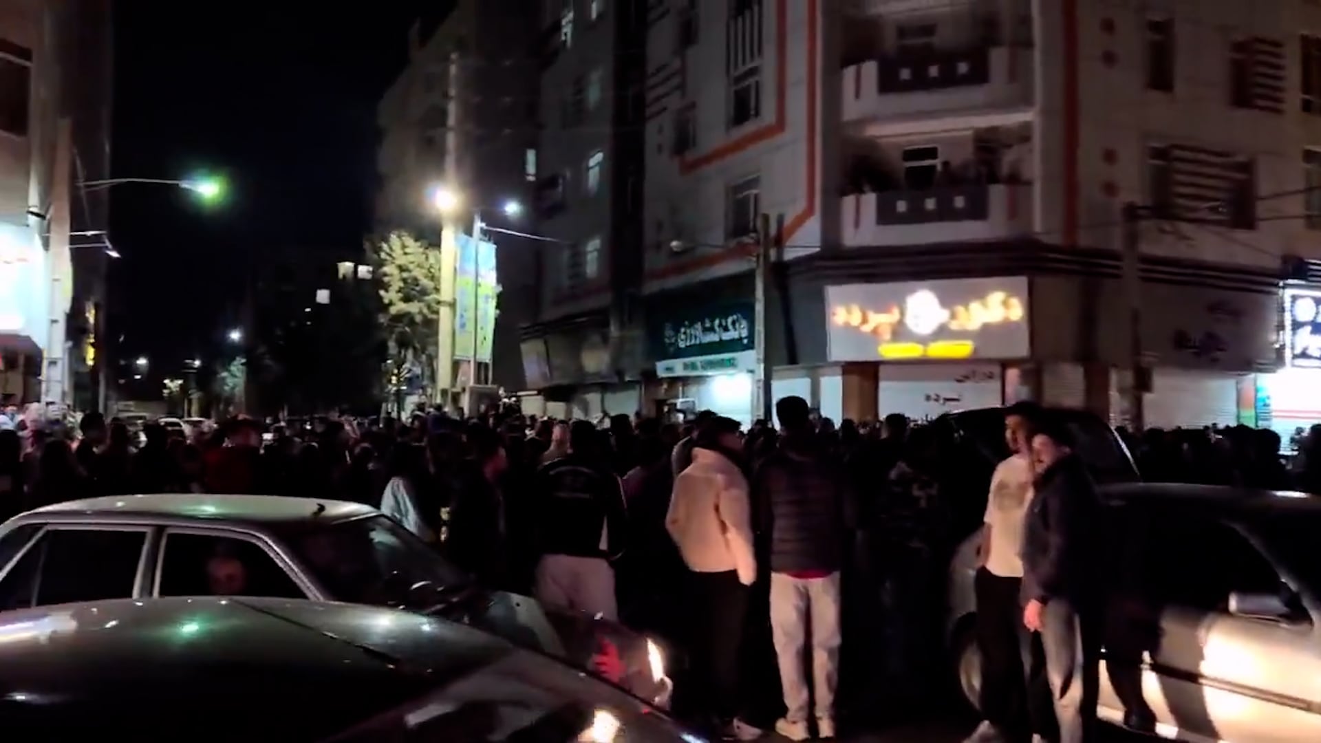  Celebraciones de los ciudadanos de Irán ante la muerte de Ali Khamenei