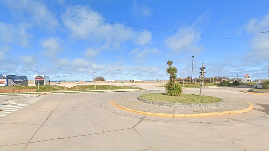 UPD violento en Necochea: apuñalaron a un joven y buscan al agresor