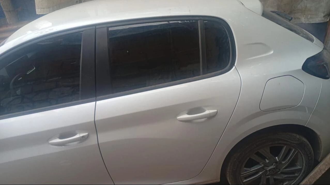 Violento robo a una casa en Mar del Plata: los delincuentes golpearon a un joven y se llevaron el auto familiar