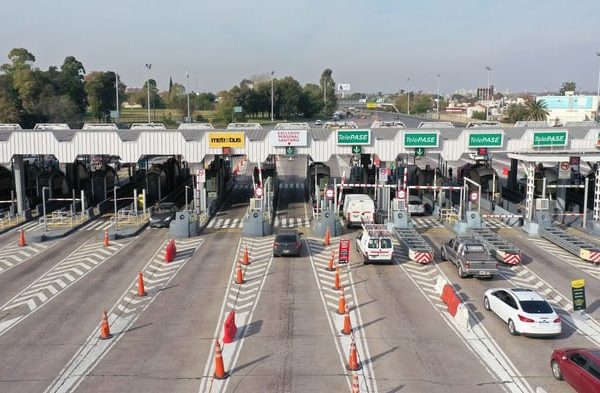 Alertan por el robo de información personal y datos bancarios a través del cobro de peajes con Telepase