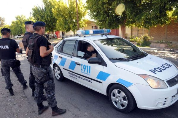 Apuñalaron a un hombre en Mendoza e investigan un posible ajuste de cuentas