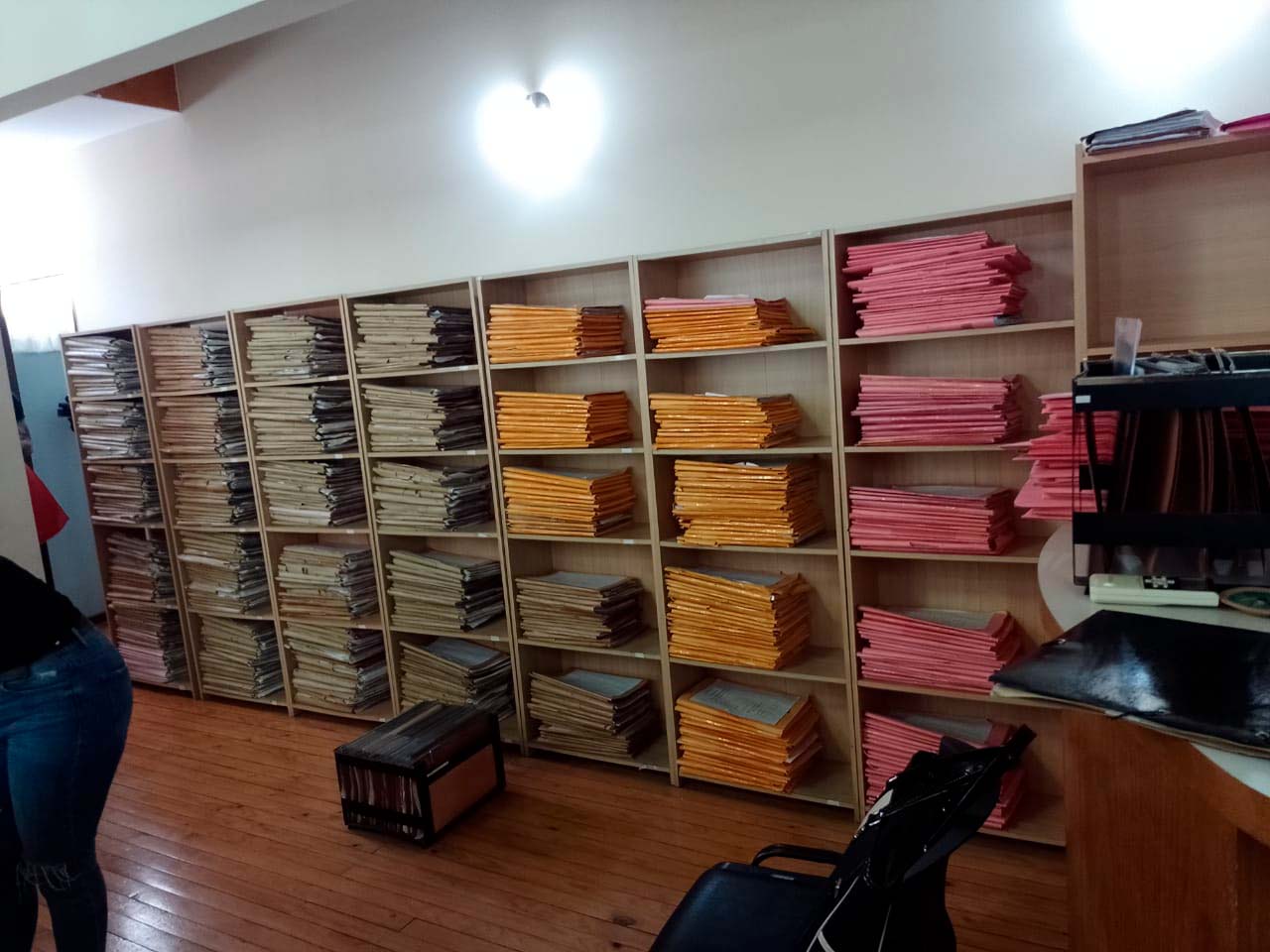 La oficina allanada de la red de abogados caranchos