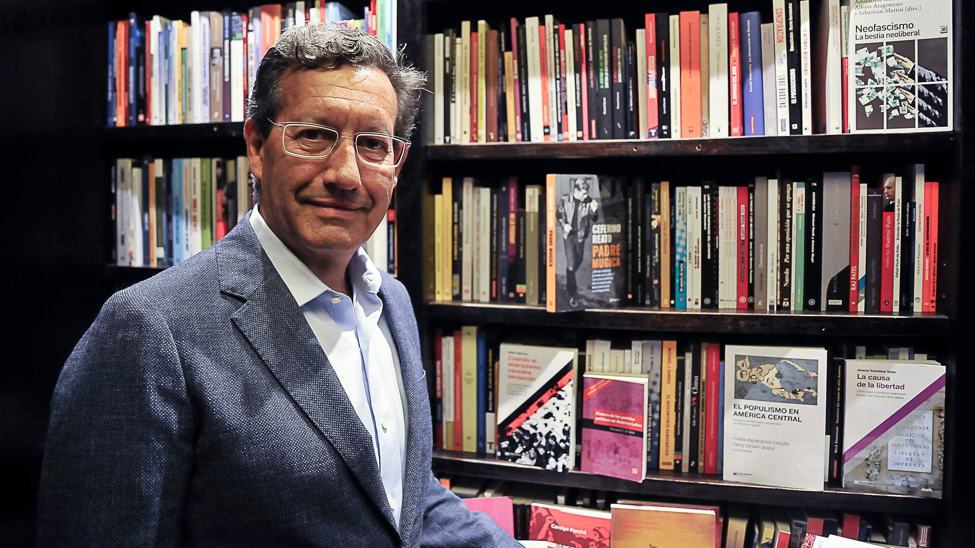 Ceferino Reato es un autor prolífico y bestseller.