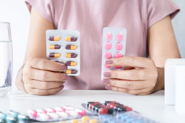 Científicos prueban un método con IA para tratar superbacterias resistentes a antibióticos