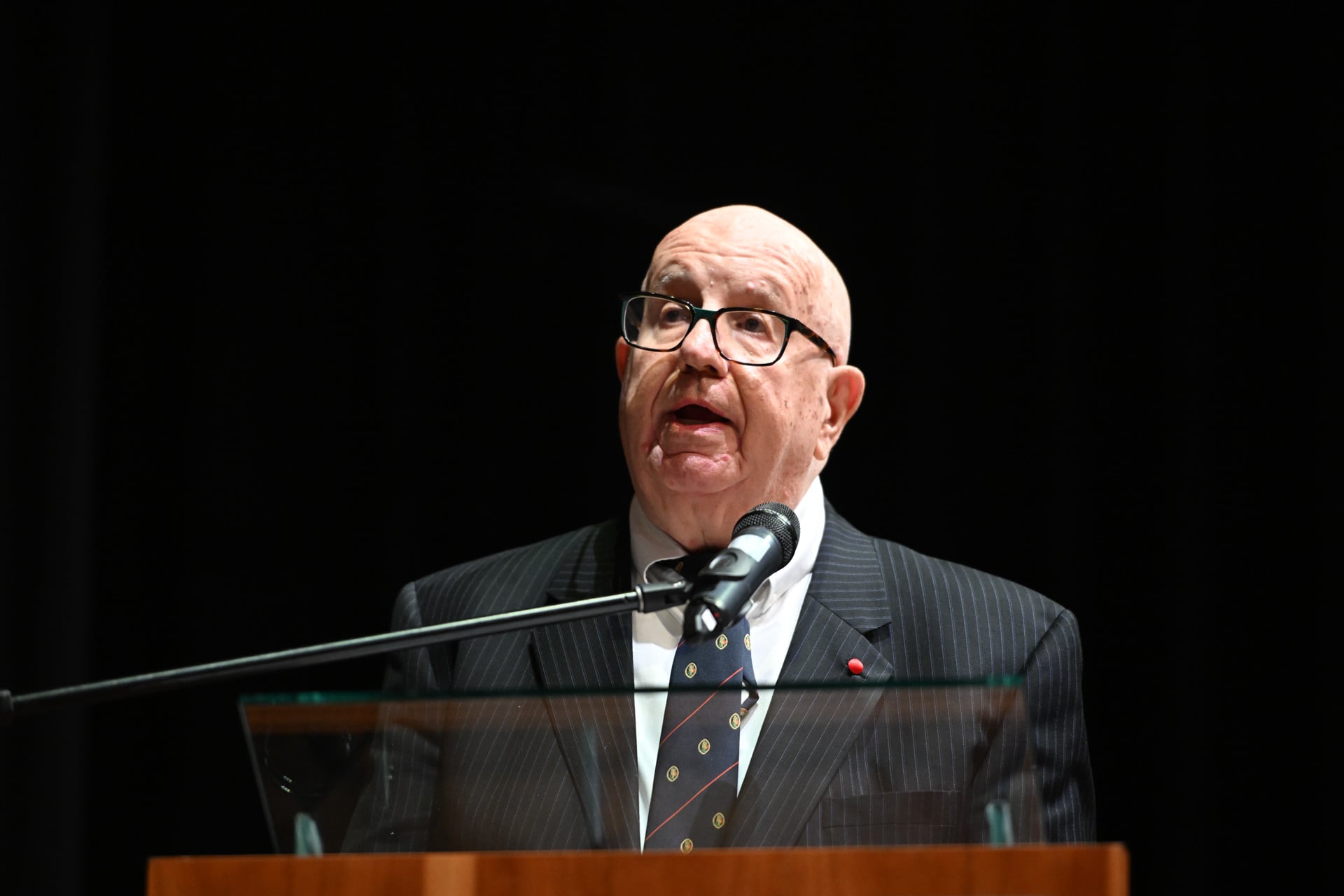 Juan Antonio Giner durante su discurso en la Universidad Nacional de La Matanza (Adrian Escandar)
