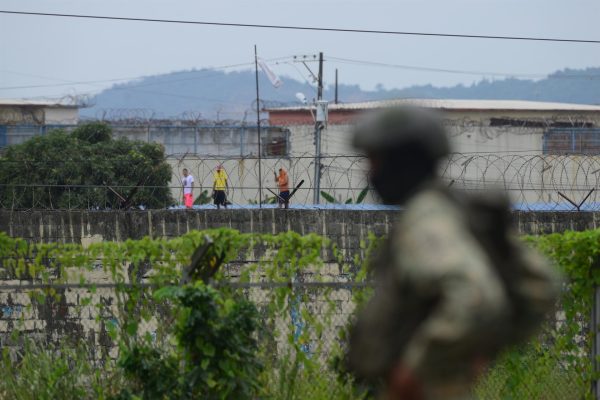 Ecuador anunció la construcción de una nueva megacárcel