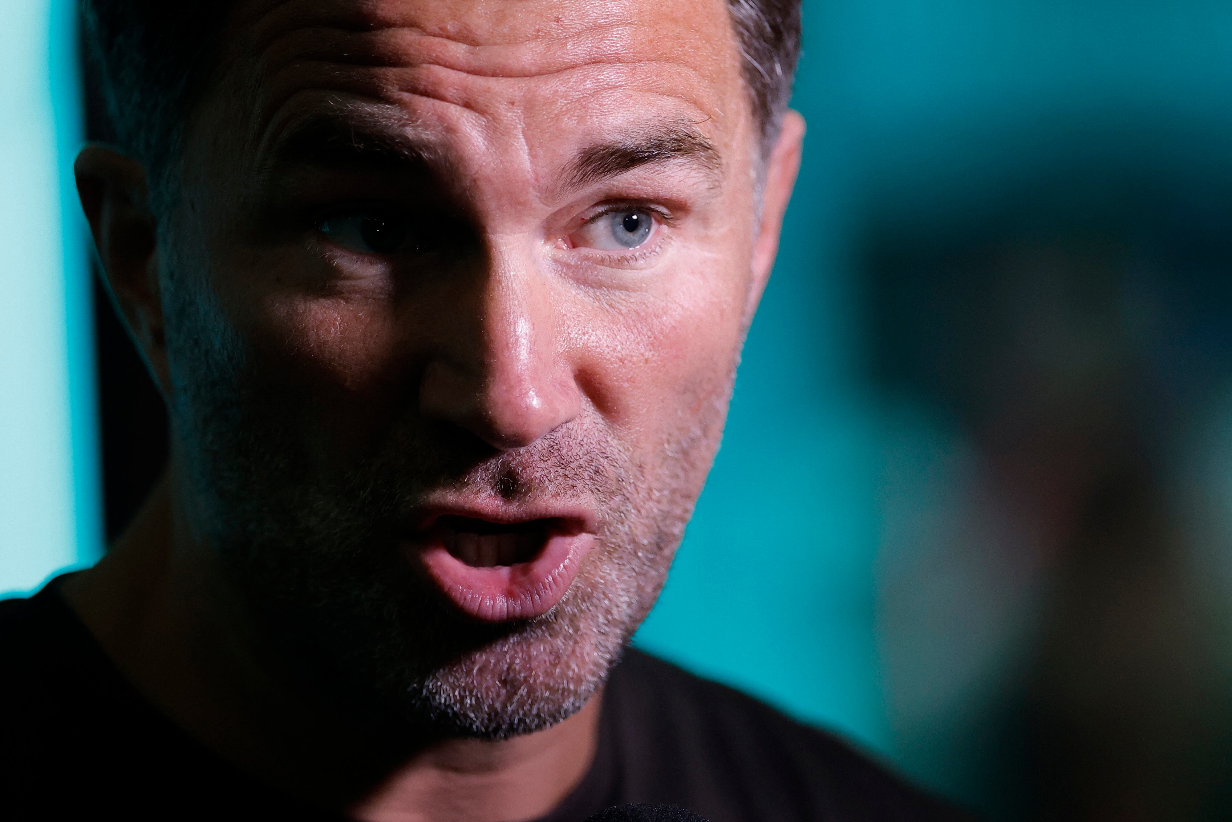 La transmisión del combate Joshua vs Fury a través de Netflix promete transformar el acceso global al boxeo y atraer nuevas audiencias (Reuters/Andrew Couldridge)