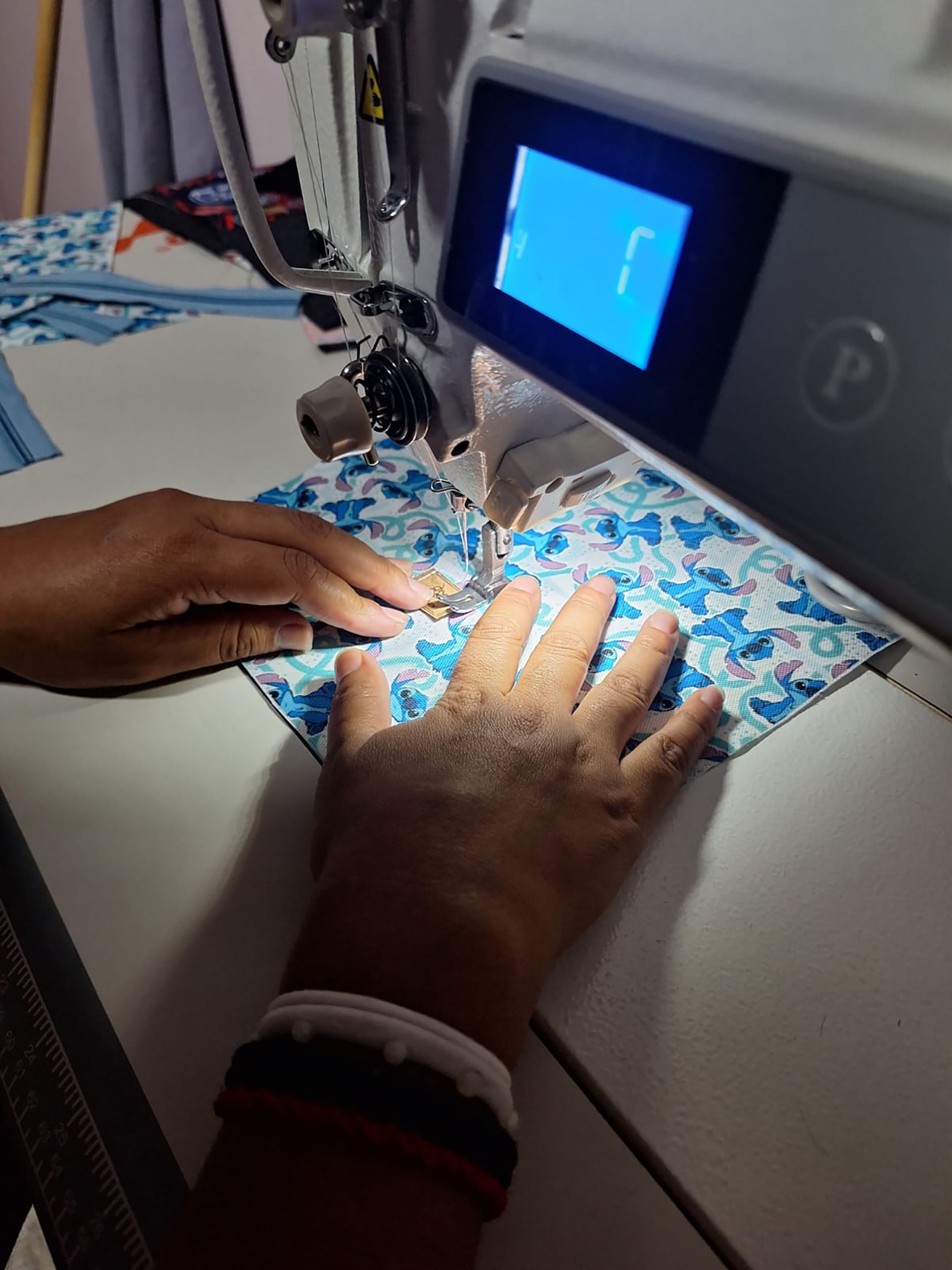 El camino de Celeste en el Día Mundial del Emprendimiento: el legado de una abuela, una lesión inesperada y el desafío del autoempleo