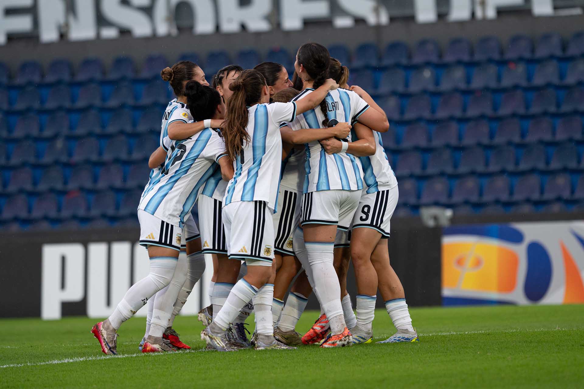 La selección argentina empató 1-1 ante Colombia (X: @Argentina)