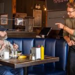 En “This Is a Gardening Show”, Zach Galifianakis juega sucio