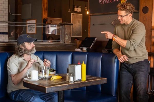 En “This Is a Gardening Show”, Zach Galifianakis juega sucio