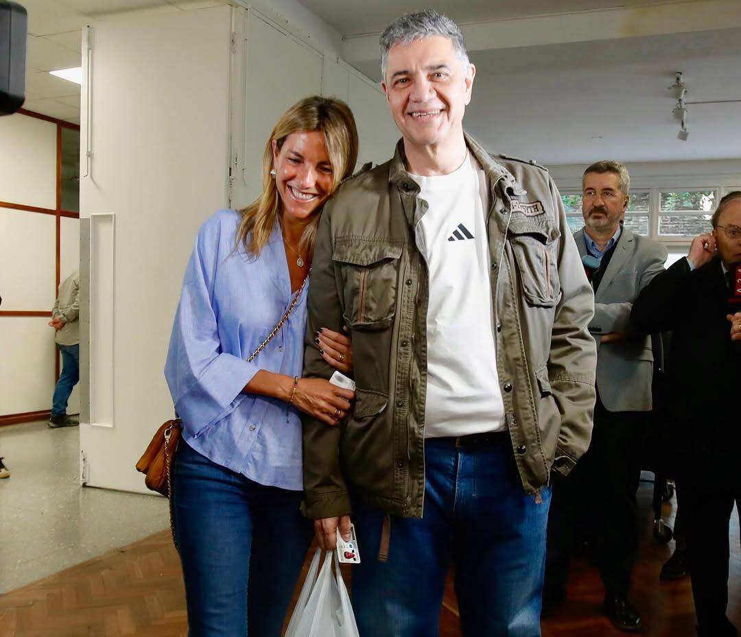 María Belén Ludueña junto a su pareja y jefe de Gobierno porteño, Jorge Macri (Instagram)