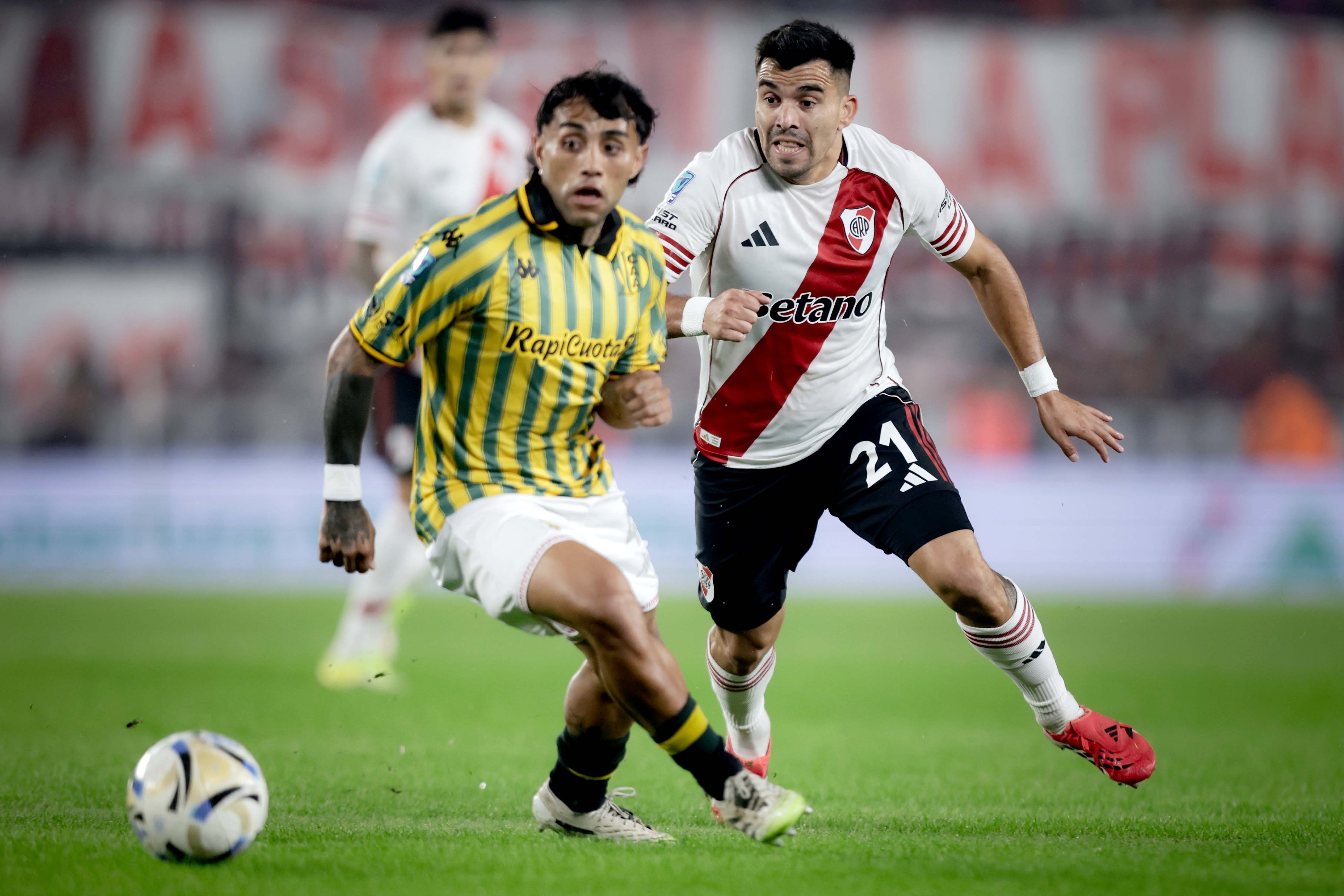 Marcos Acuña, figura de un River que no lució ante Aldosivi, pero que logró una victoria trascendental (Crédito: Fotobaires)