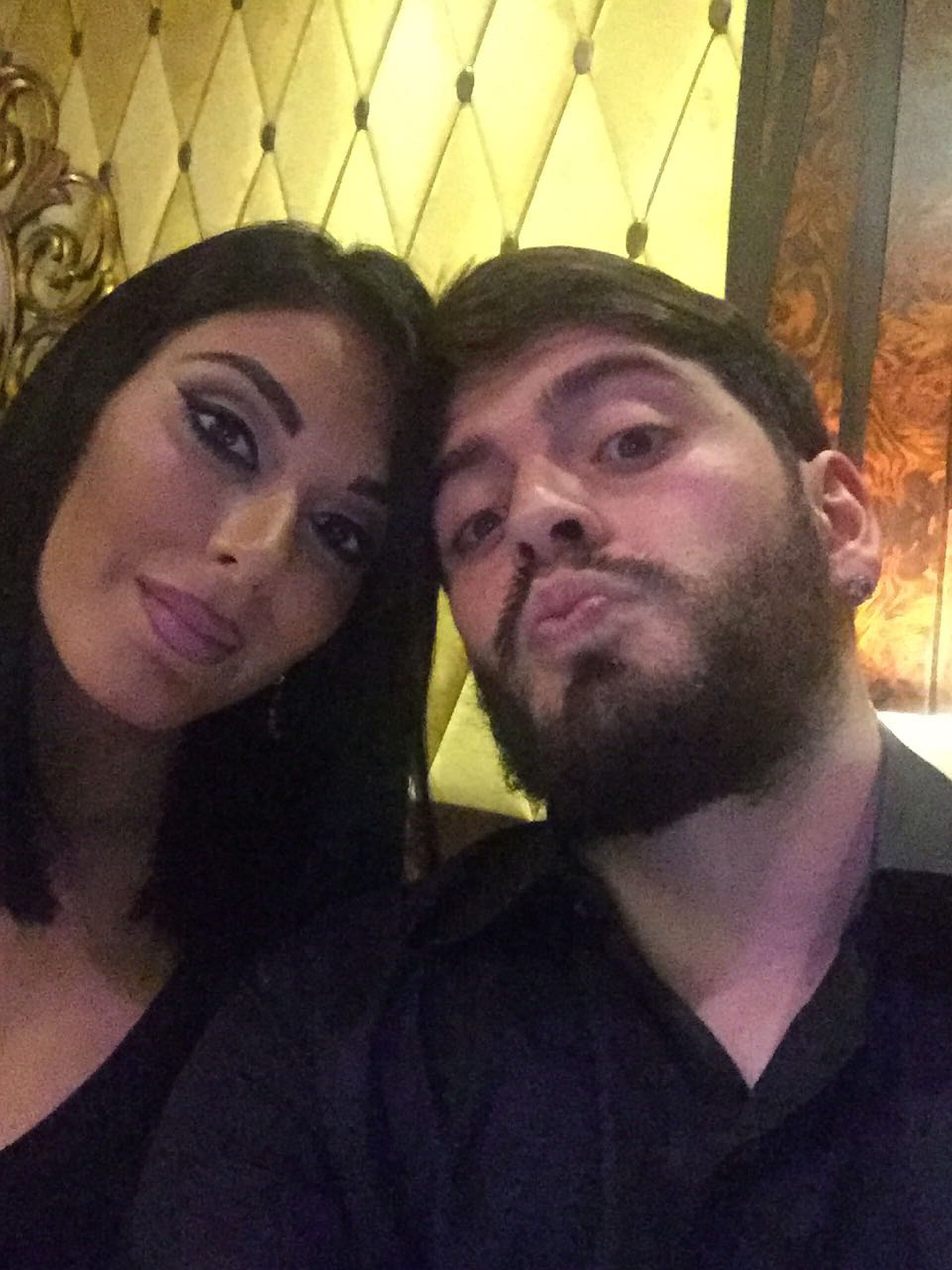 Nunzia Pennino fue señalada por comenzar un romance con Carlos, cantante napolitano y mejor amigo de Maradona Jr