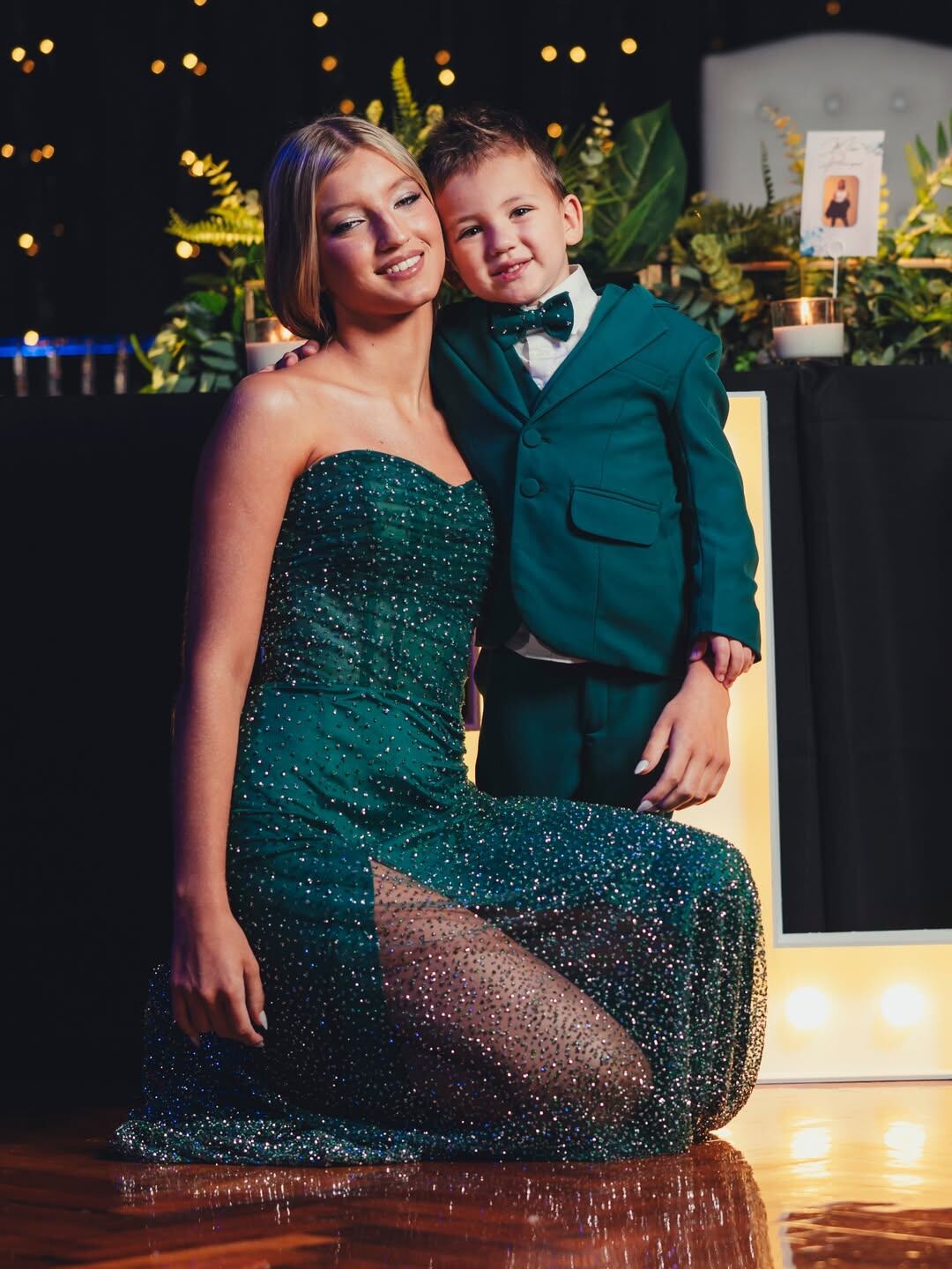 La tierna foto de los hermanos luego de entrar de la mano a la fiesta 