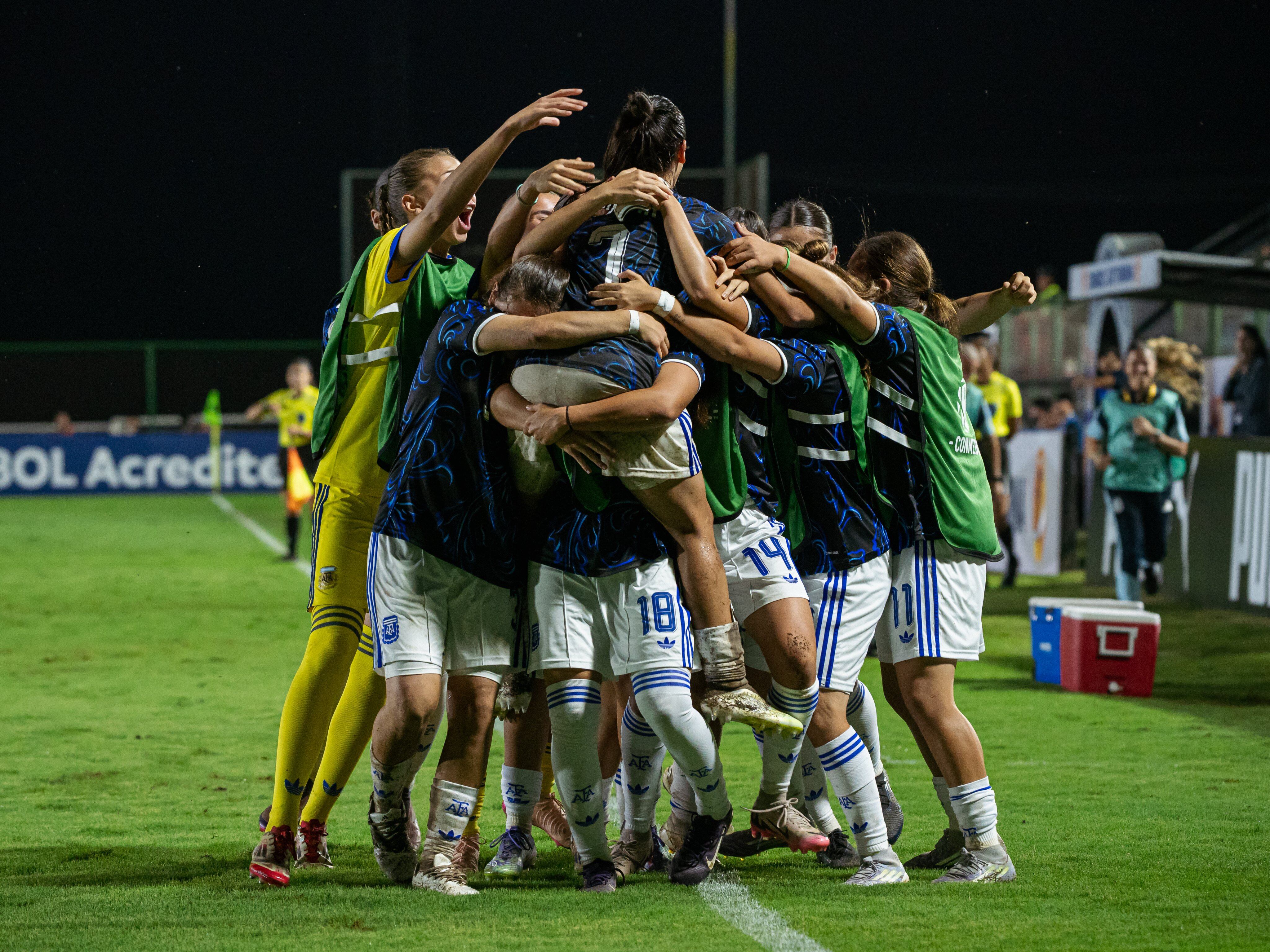 Argentina le ganó por 2-0 a Paraguay en el Sudamericano Sub 17 femenino (@Argentina)