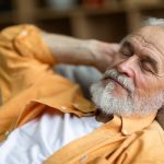 La siesta está relacionada con un mayor riesgo de muerte entre mayores, según un estudio