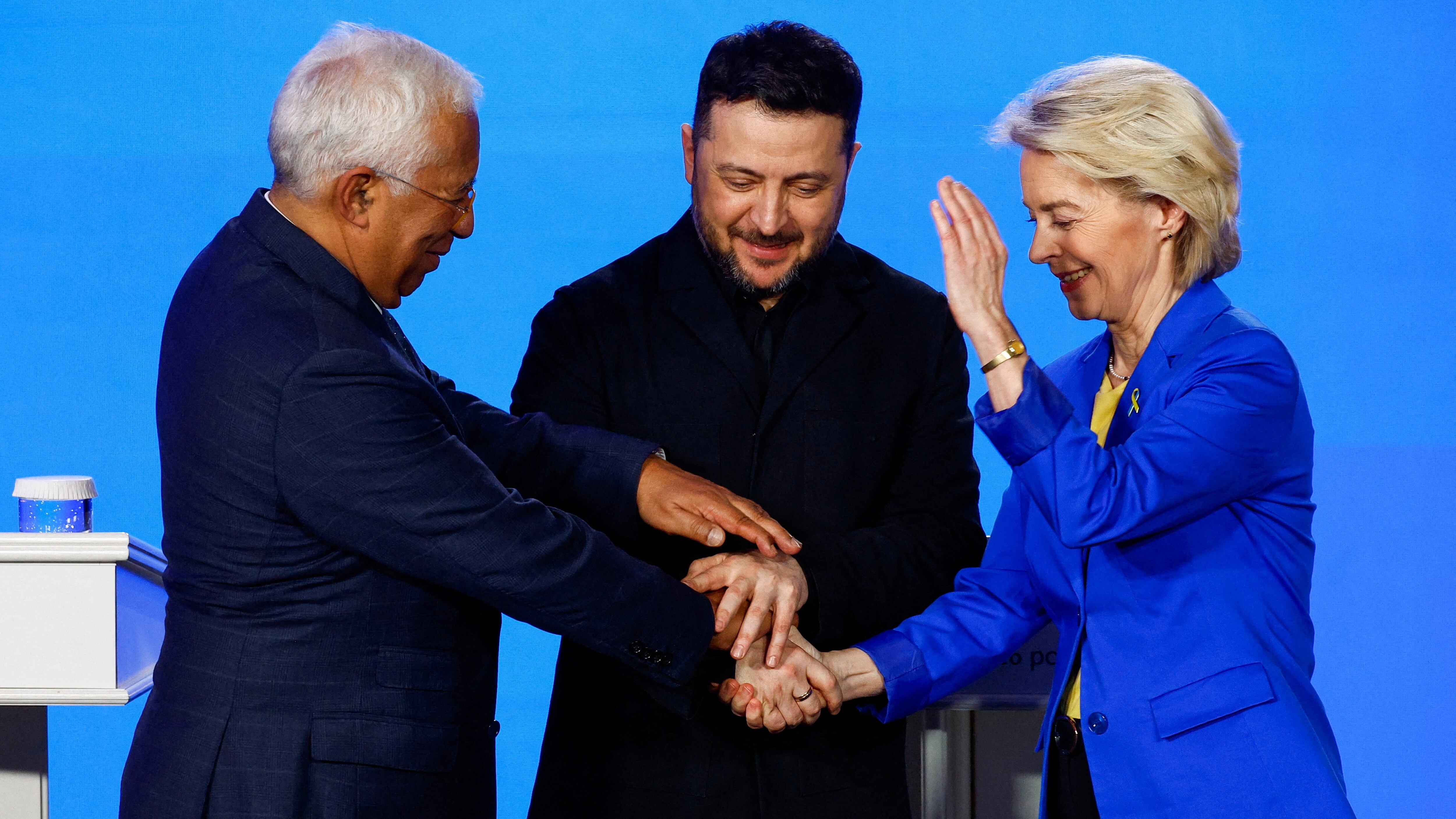 Zelensky, von der Leyen y Costa, líderes clave en el vínculo entre Ucrania y la Unión Europea.(REUTERS)