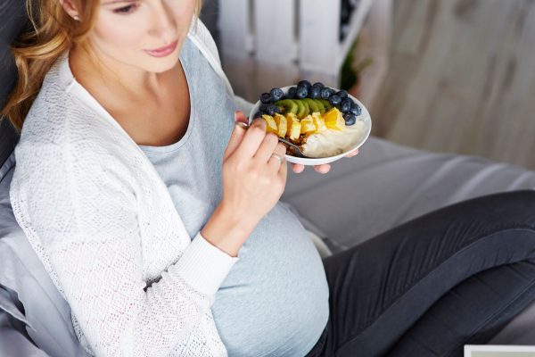 Leche “dorada”: qué es, cuáles son sus beneficios para la salud y cómo prepararla en casa