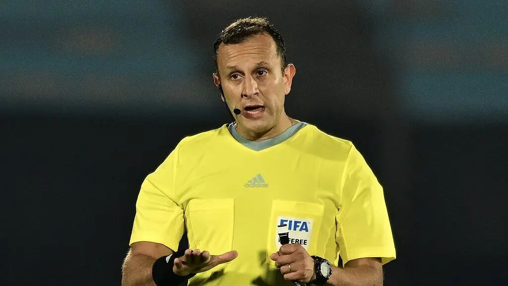 En Estados Unidos, México y Canadá 2026 dirigirá su primer Mundial (AFP)