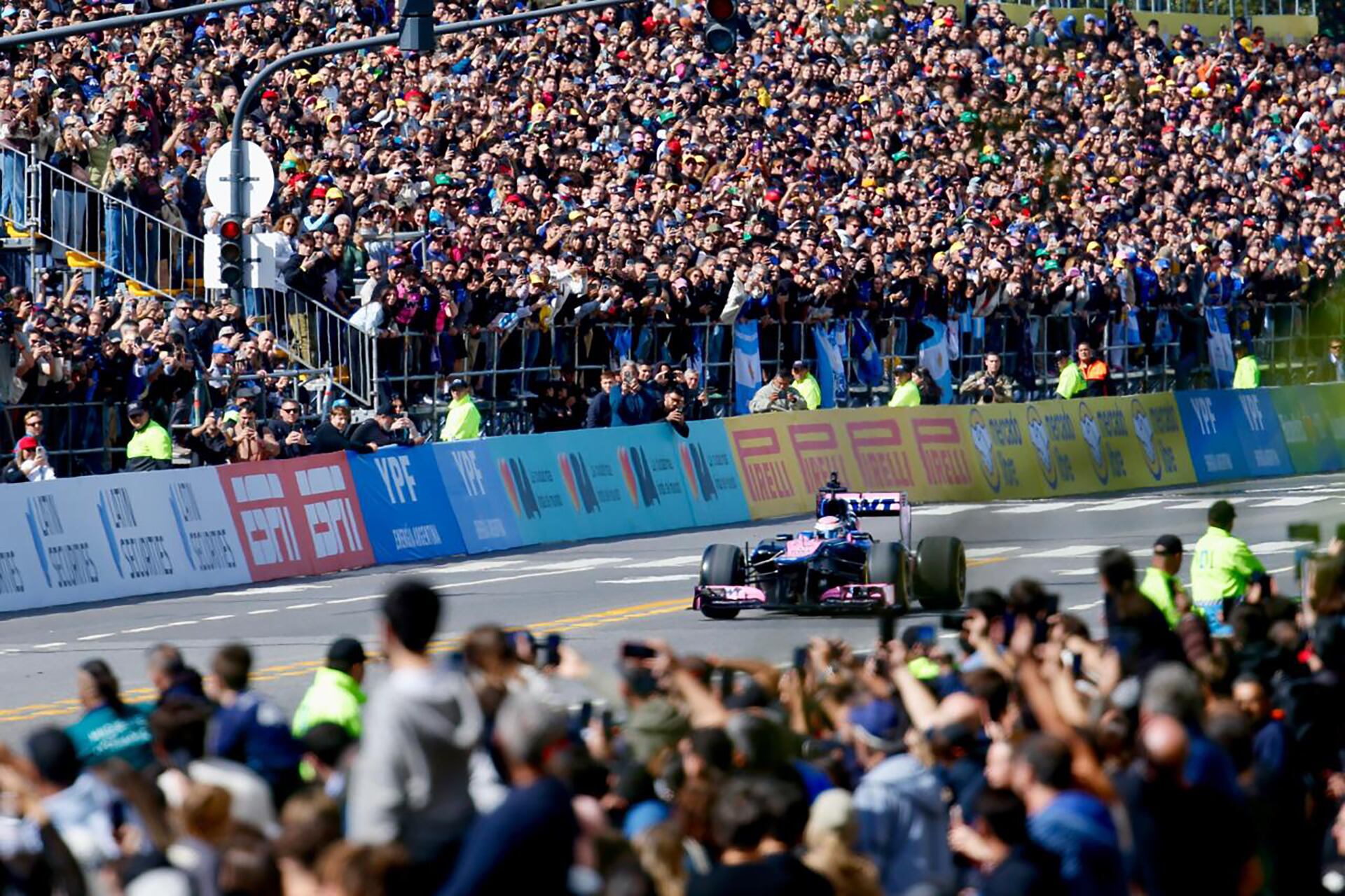 Franco Colapinto hizo vibrar a una multitud (Crédito: Prensa GCBA)