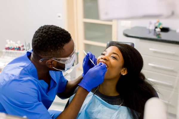 Los dentistas estadounidenses siguen recetando opioides en exceso en comparación con otros países, Puerto Rico