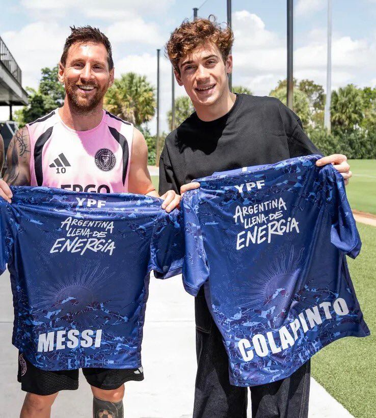 Leo Messi y Franco Colapinto en el esperado encuentro realizado el martes (Prensa YPF)