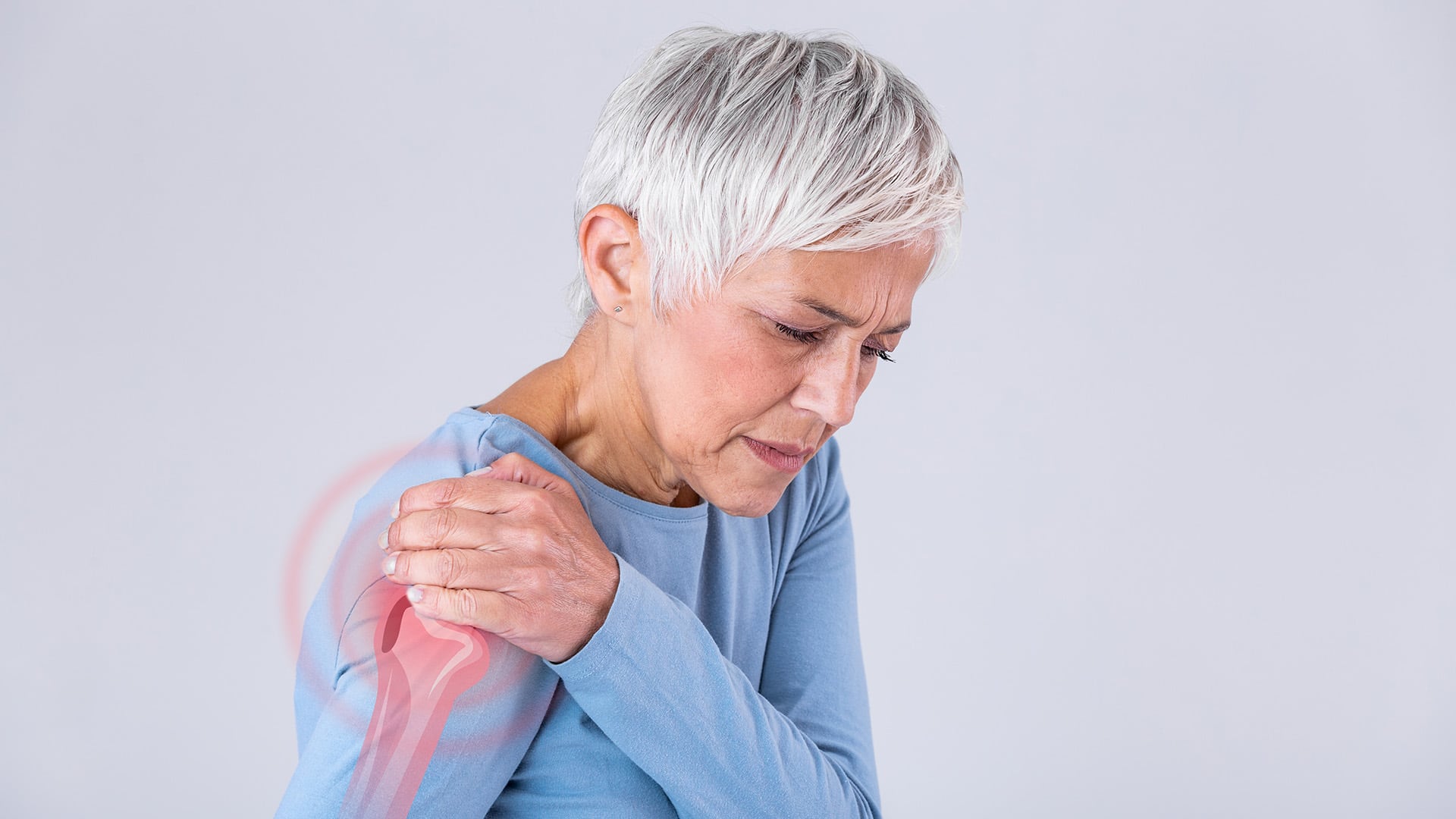 El síndrome musculoesquelético menopáusico se asocia con la caída de estrógenos y cursa con dolor generalizado y sofocos sin inflamación visible (Freepik)