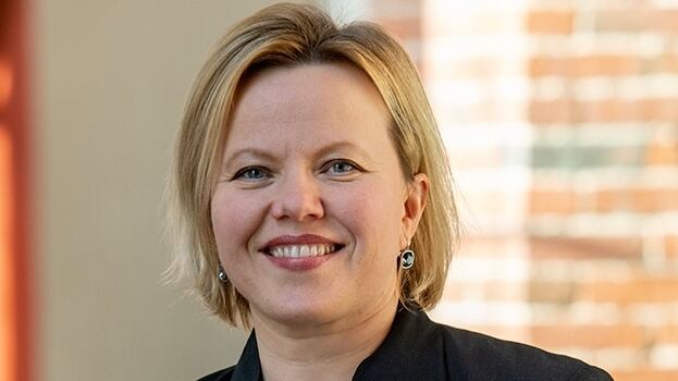 La neuróloga de Harvard, Natalia Rost, expuso el plan global de salud cerebral ante líderes científicos en Buenos Aires