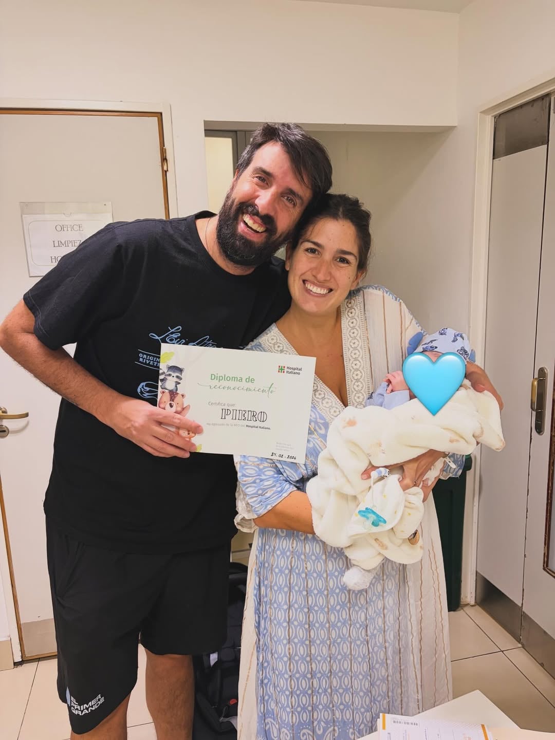 Flavio Azzaro quedó sorprendido con el muñeco favorito de su hijo