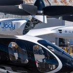 Prueban en Nueva York taxis aéreos eléctricos que reducirían de 90 a 10 minutos el viaje del aeropuerto al centro