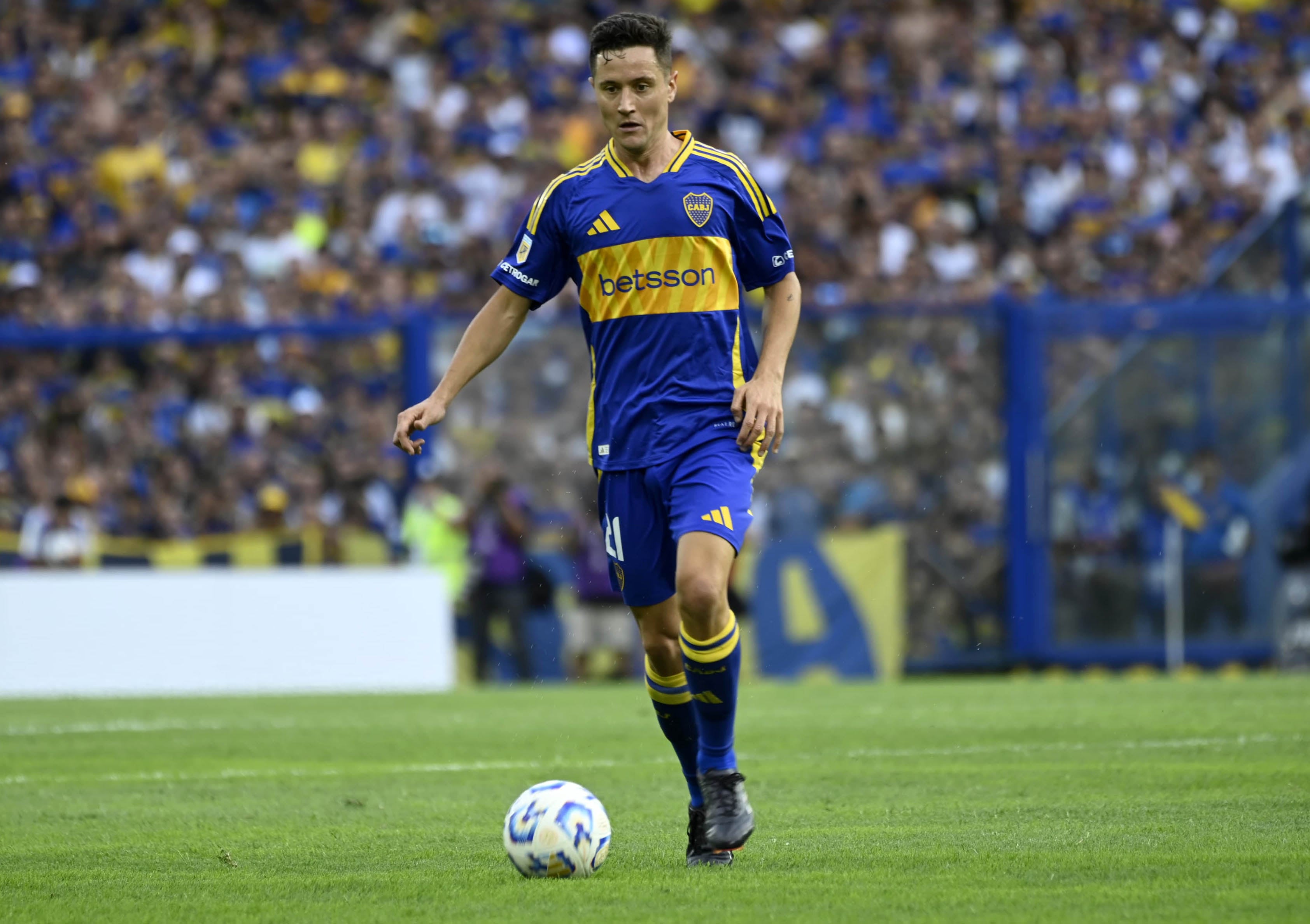 Ander Herrera se lesionó en la entrada en calor previa al duelo contra Defensa y Justicia