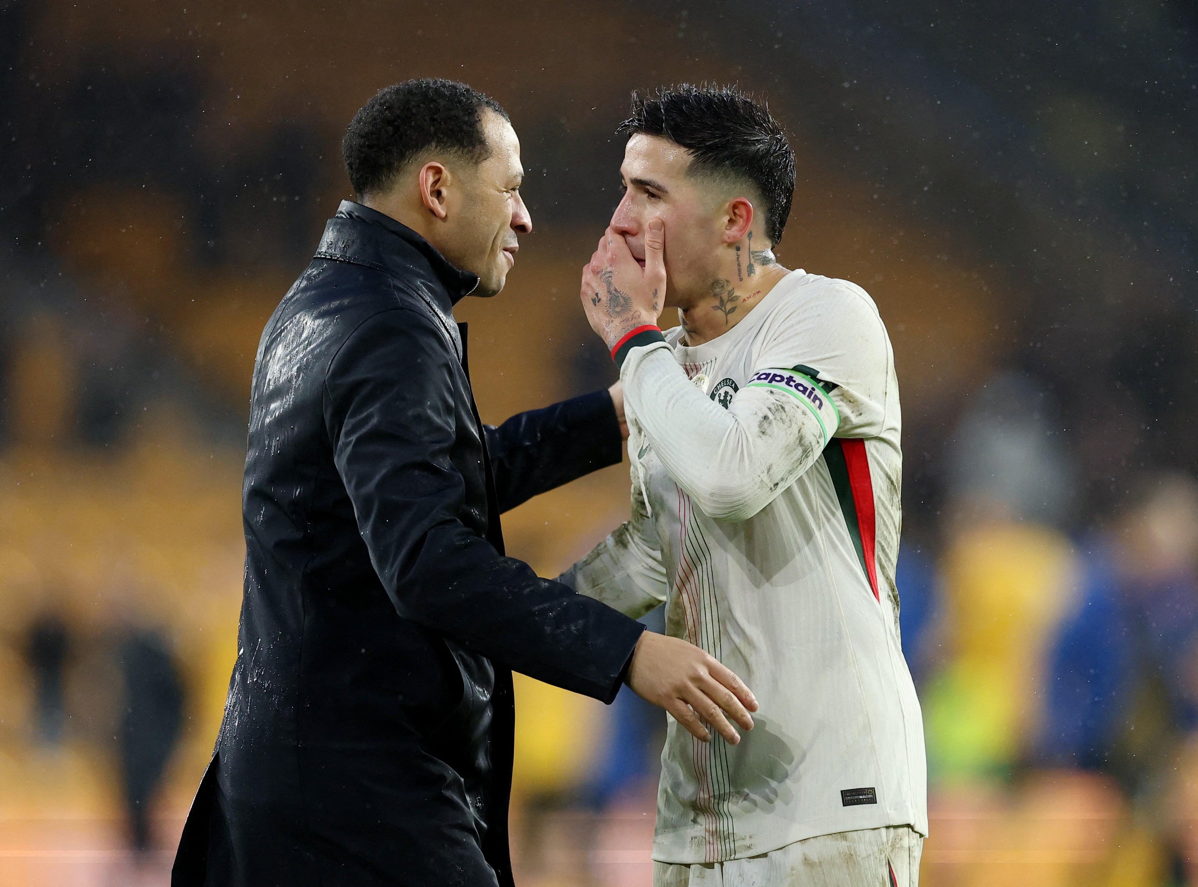 La relación entre Liam Rosenior y Enzo Fernández no gozó de buena salud en Chelsea (Reuters/Andrew Boyers)