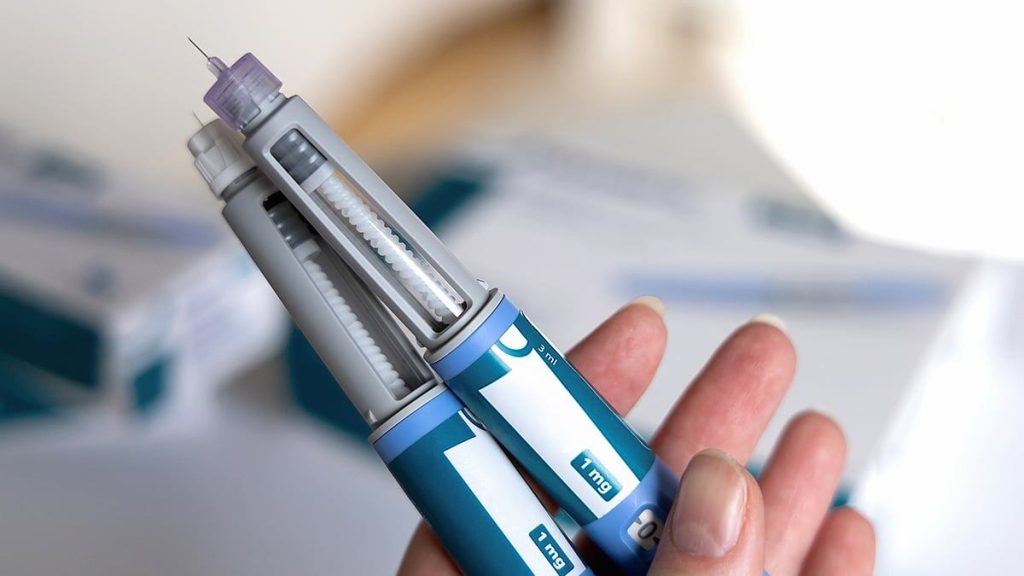 ¿Subes de peso tras dejar tu medicamento GLP-1? Un procedimiento sencillo podría ayudar, según un estudio