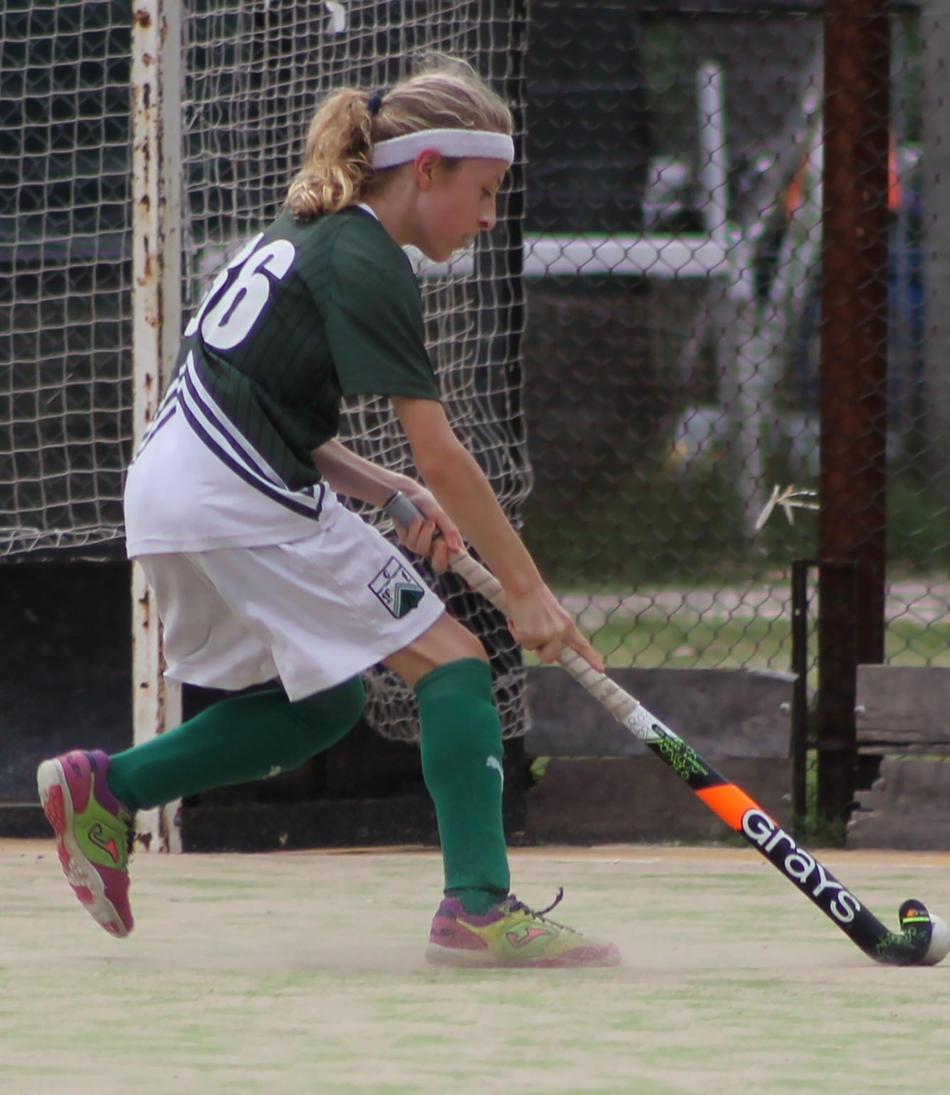 Luciano Curcio juega al fútbol en la Sexta de Ferro: el domingo, hizo un gol y entregó una asistencia en el triunfo 4-1 ante Vélez